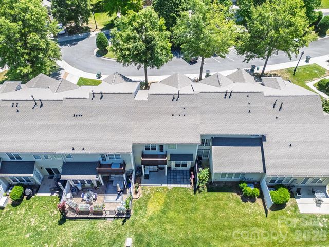 8543 Brookings Drive, Charlotte, NC 28269