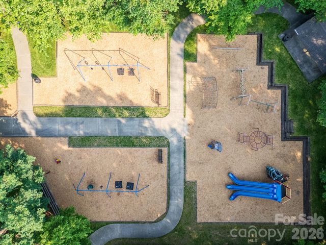 8543 Brookings Drive, Charlotte, NC 28269