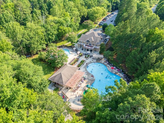 8543 Brookings Drive, Charlotte, NC 28269