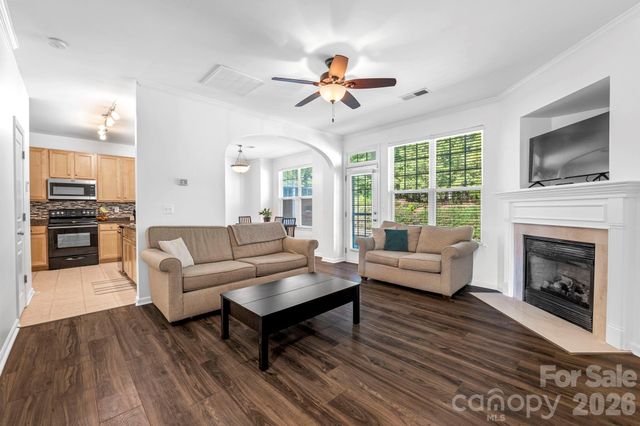 8543 Brookings Drive, Charlotte, NC 28269