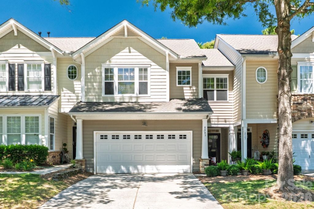 8543 Brookings Drive, Charlotte, NC 28269