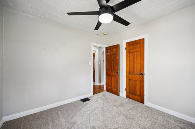 190 N Westmoor Avenue, Newark, OH 43055