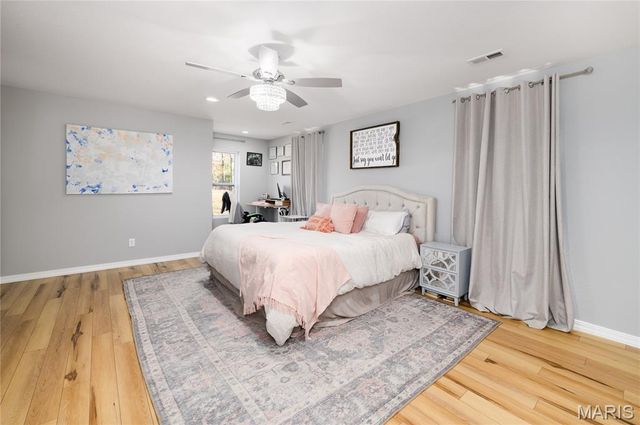 24939 Stormbreak Drive, Richland, MO 65556