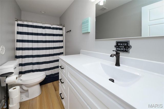 24939 Stormbreak Drive, Richland, MO 65556