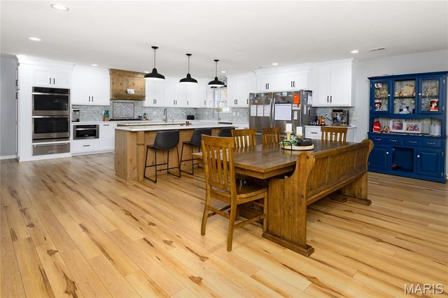 24939 Stormbreak Drive, Richland, MO 65556