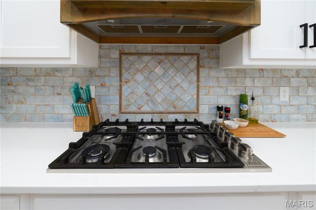 24939 Stormbreak Drive, Richland, MO 65556