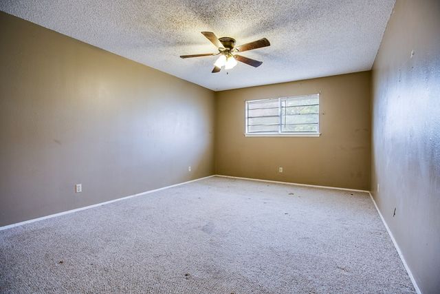 401 N 3rd Street, Ballinger, TX 76821