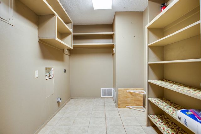 401 N 3rd Street, Ballinger, TX 76821