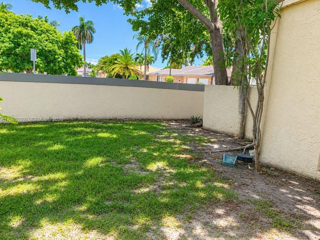 9568 SW 1st Ct 7-F, Coral Springs, FL 33071