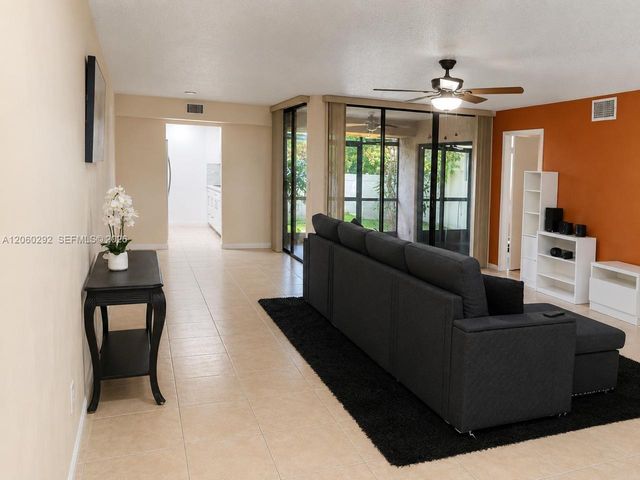 9568 SW 1st Ct 7-F, Coral Springs, FL 33071