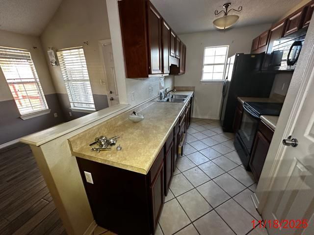 466 Sara Avenue, Mary Esther, FL 32569