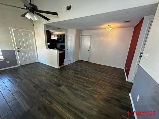 466 Sara Avenue, Mary Esther, FL 32569