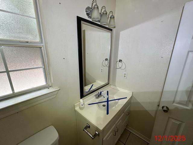 466 Sara Avenue, Mary Esther, FL 32569