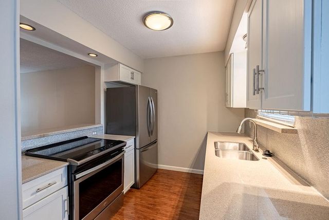 832 Banister LN 832, Austin, TX 78704