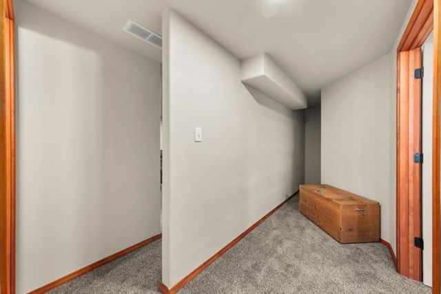 1613 E 2nd St, Deer Park, WA 99006