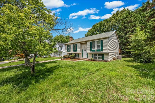 10715 Derry Drive, Charlotte, NC 28262