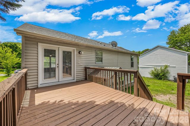 10715 Derry Drive, Charlotte, NC 28262