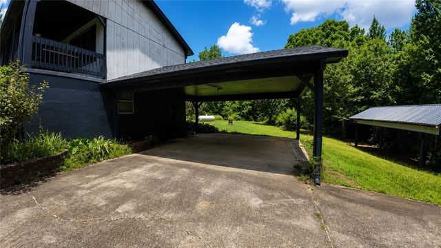 962 Willow Springs Road, Dallas, GA 30132