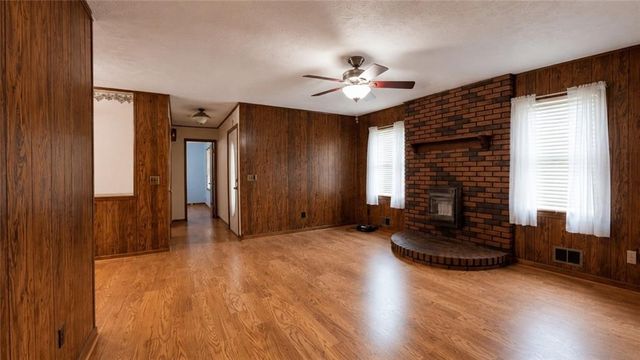 962 Willow Springs Road, Dallas, GA 30132