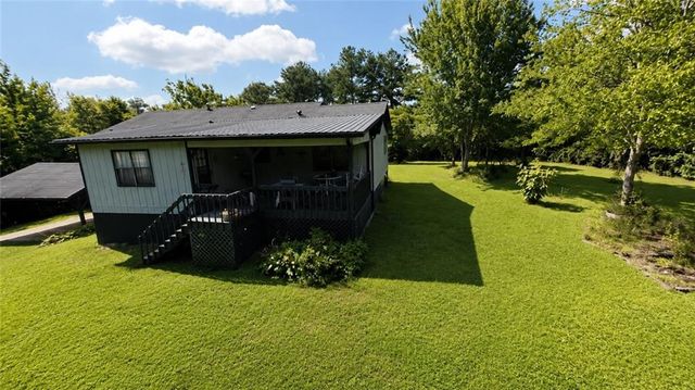 962 Willow Springs Road, Dallas, GA 30132