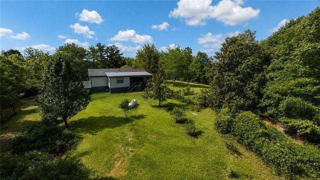 962 Willow Springs Road, Dallas, GA 30132