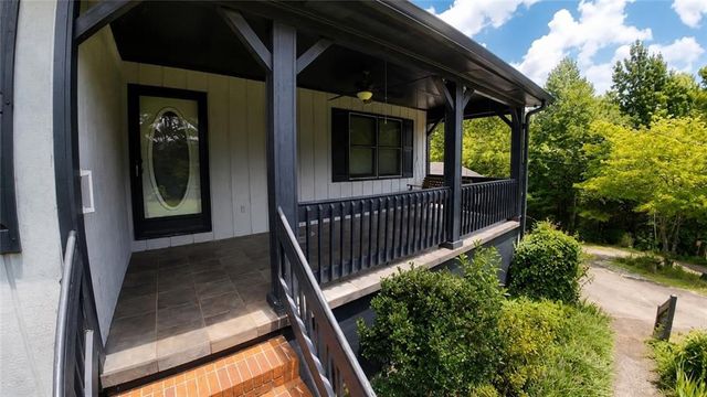 962 Willow Springs Road, Dallas, GA 30132