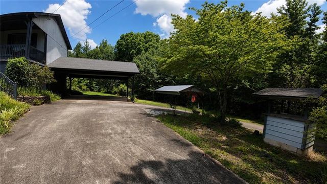 962 Willow Springs Road, Dallas, GA 30132