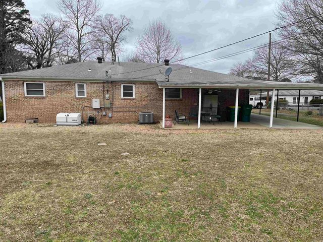 16711 Willis Dr, Little Rock, AR 72206