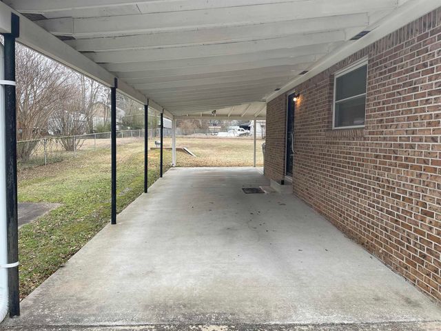 16711 Willis Dr, Little Rock, AR 72206