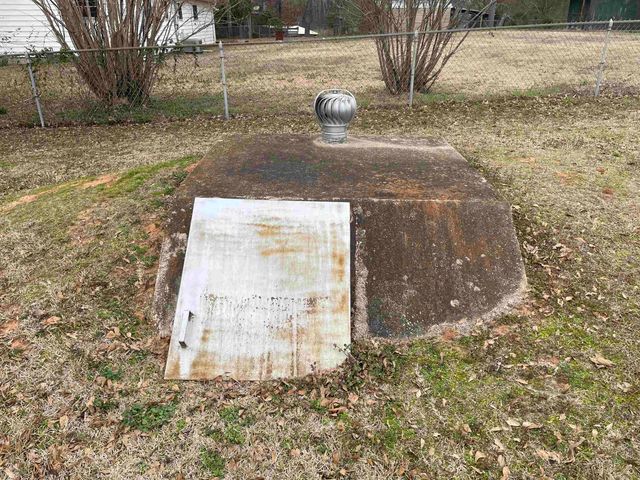 16711 Willis Dr, Little Rock, AR 72206