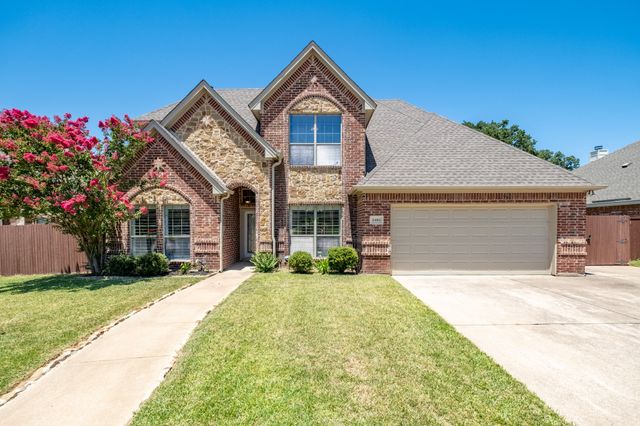 3403 Ledbetter Court, Arlington, TX 76001