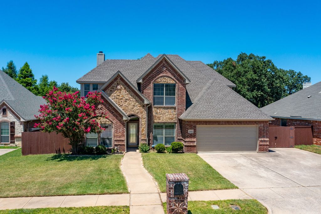 3403 Ledbetter Court, Arlington, TX 76001
