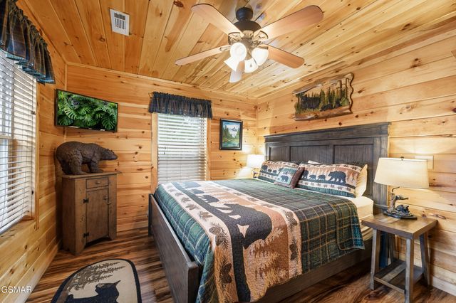 2756 Murray Ridge Road, Sevierville, TN 37876