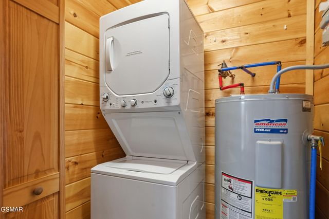 2756 Murray Ridge Road, Sevierville, TN 37876