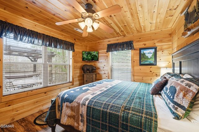 2756 Murray Ridge Road, Sevierville, TN 37876