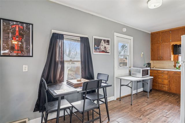 902 W Robinson Street, Knoxville, IA 50138