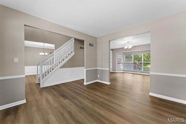 1442 Norwood Hills Drive, O'fallon, MO 63366