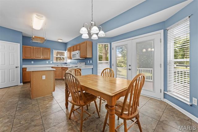 1442 Norwood Hills Drive, O'fallon, MO 63366
