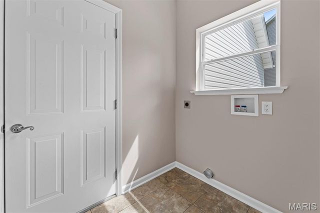 1442 Norwood Hills Drive, O'fallon, MO 63366