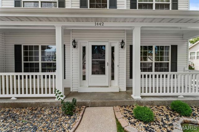 1442 Norwood Hills Drive, O'fallon, MO 63366