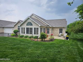 8367 Fossil Avenue, Sylvania, OH 43560