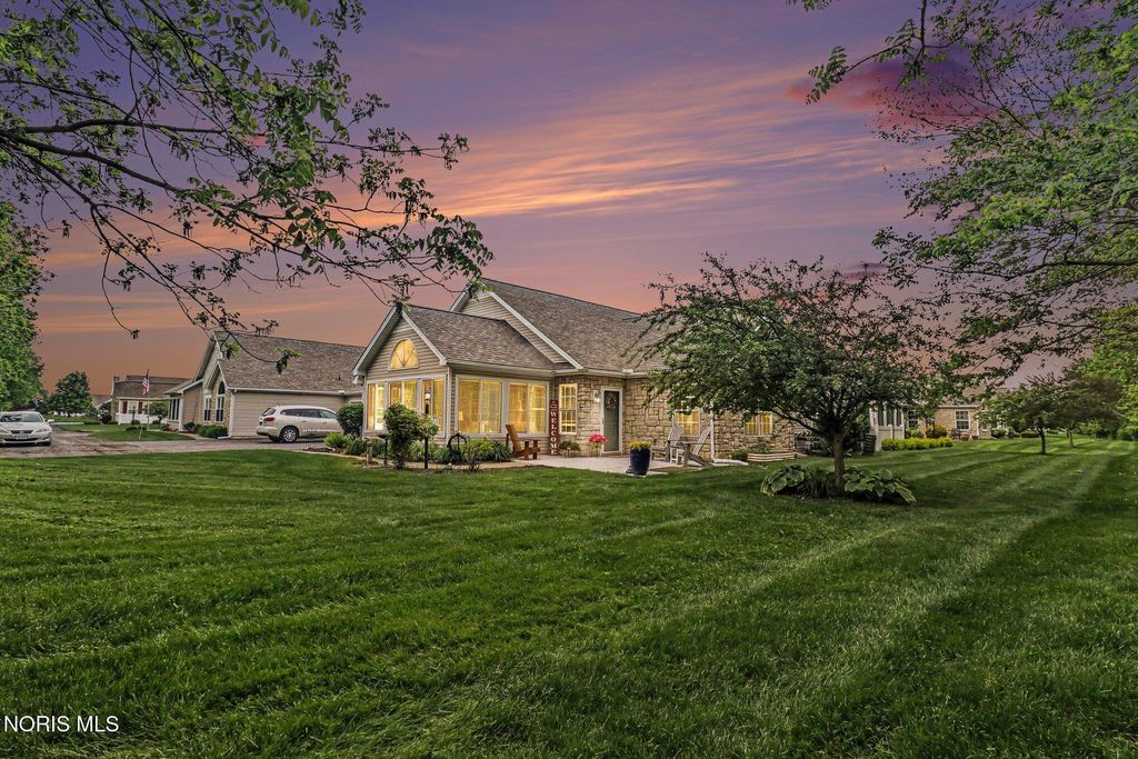 8367 Fossil Avenue, Sylvania, OH 43560