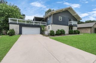 1050 Broadmoor Drive, Huntsville, TX 77340