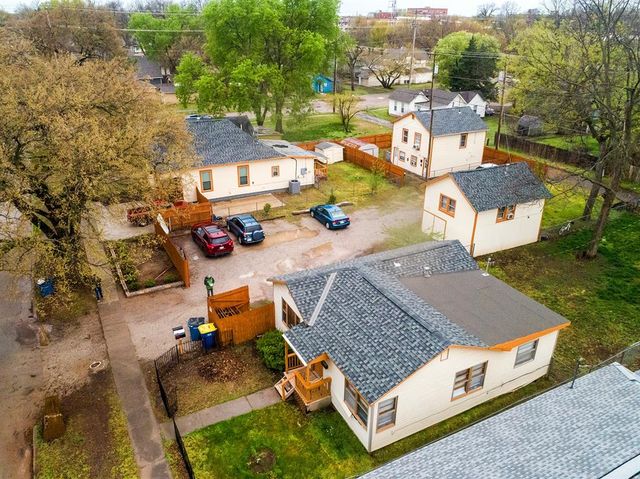 228 S Lowry Street, Stillwater, OK 74075