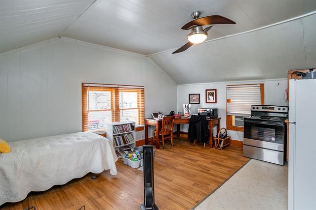 228 S Lowry Street, Stillwater, OK 74075