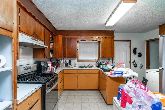 228 S Lowry Street, Stillwater, OK 74075