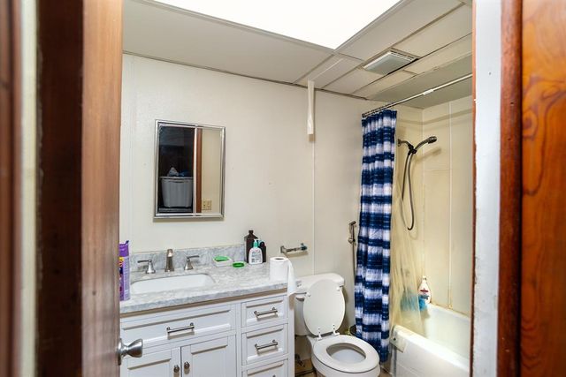 228 S Lowry Street, Stillwater, OK 74075