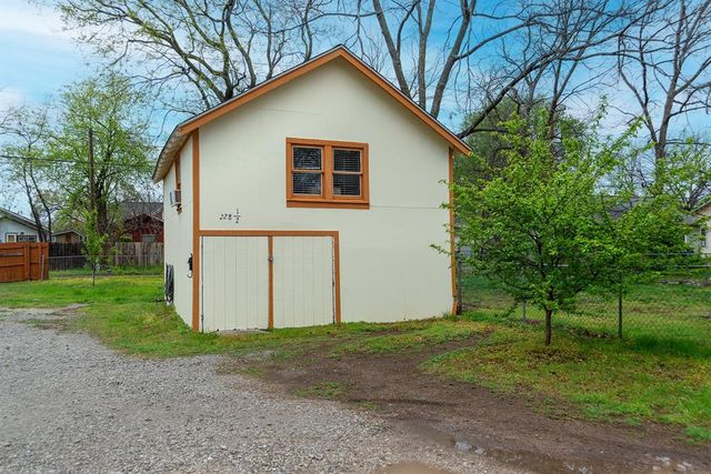 228 S Lowry Street, Stillwater, OK 74075