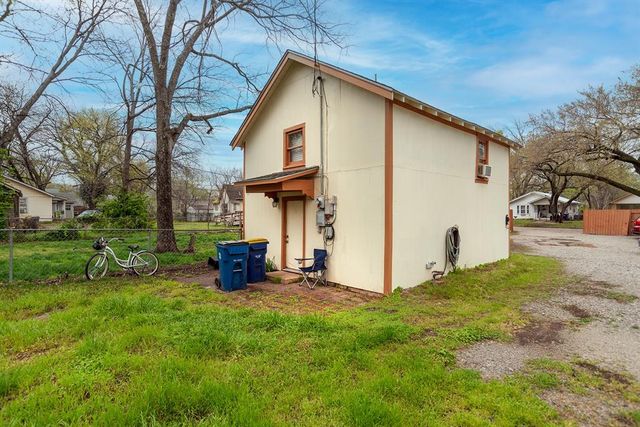 228 S Lowry Street, Stillwater, OK 74075