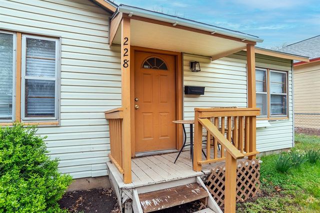 228 S Lowry Street, Stillwater, OK 74075